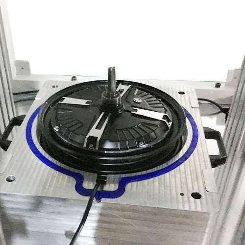 Case display of sealing test of electric vehicle wheel hub