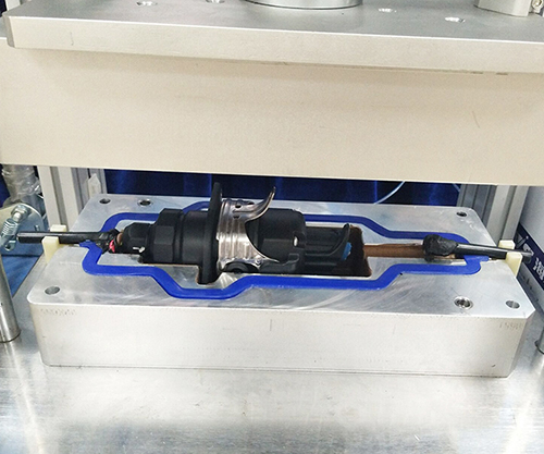 新能源汽車充電頭的氣密性測試