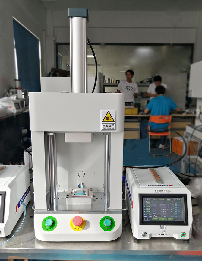 智能手表后殼密封性檢測(cè)設(shè)備 智能手表后殼密封性檢測(cè)設(shè)備