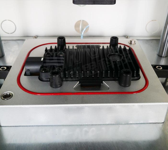 汽車控制器氣密性防水檢測(cè)治具