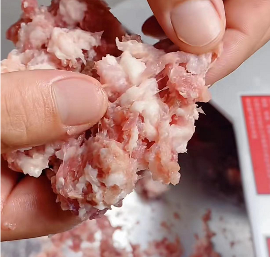 怎么使餡料粒粒彰顯真材實料？斬拌機能不能解決？