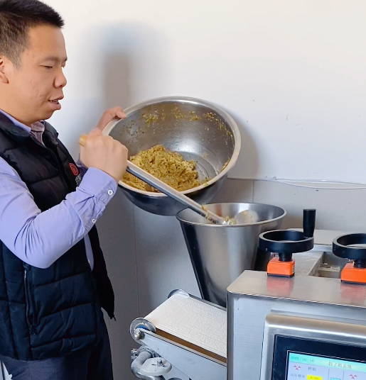 為什么同樣的餃子機，餃子館做不出加工廠品質？
