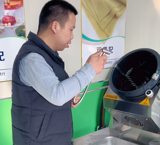 炒菜機怎么清洗 炒菜機怎么清洗