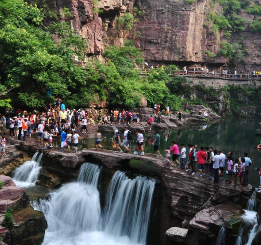 同樣是饅頭，為啥南北這么大差異，是饅頭機不同還是？