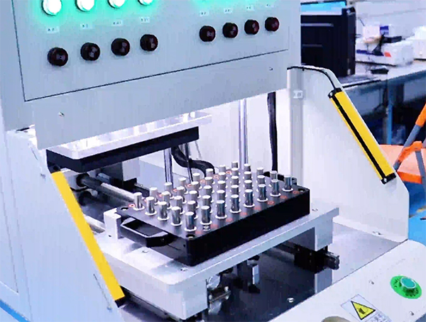 HL-MAX 領(lǐng)袖系列加大版氣密檢測(cè)儀（8通道多工位電池蓋）