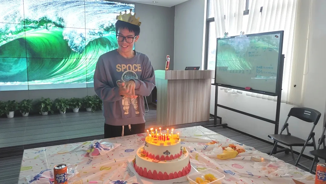 1766461287470279.jpg B6704E03607C6C26B4DCE9C5252B6D56.jpg