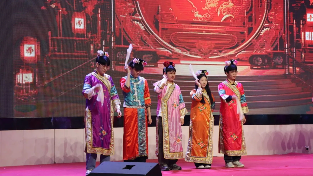 1770280848863568.jpg 節(jié)目2.jpg