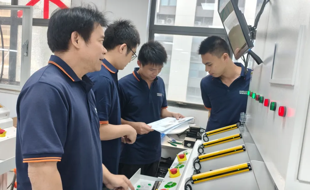 攻堅(jiān)克難顯擔(dān)當(dāng)，高效交付贏(yíng)贊譽(yù)——致敬生產(chǎn)一線(xiàn)的四位先鋒員工